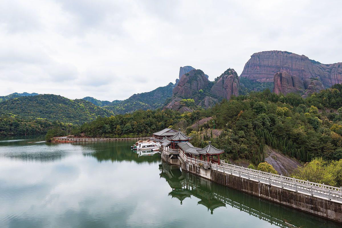 抚州旅游景点推荐 位于江西省东部的抚州市,是一座具有深厚文化底蕴和