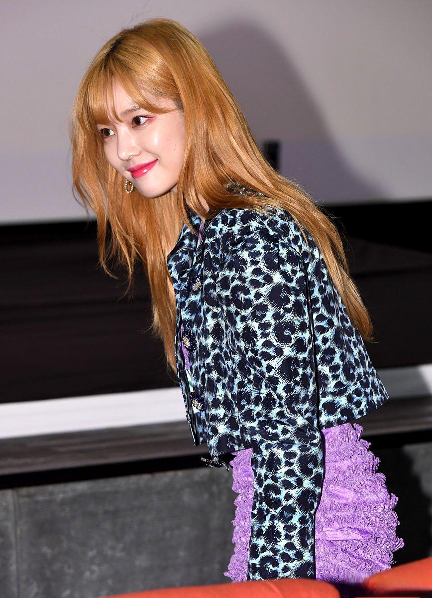 韩国歌手lisa将在疯马秀舞台上引爆热潮 blackpink成员lisa即将在巴黎