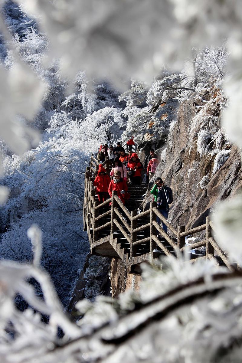 云南冬季旅游十大景点云南,位于中国的西南部,以其壮丽的自然风光和