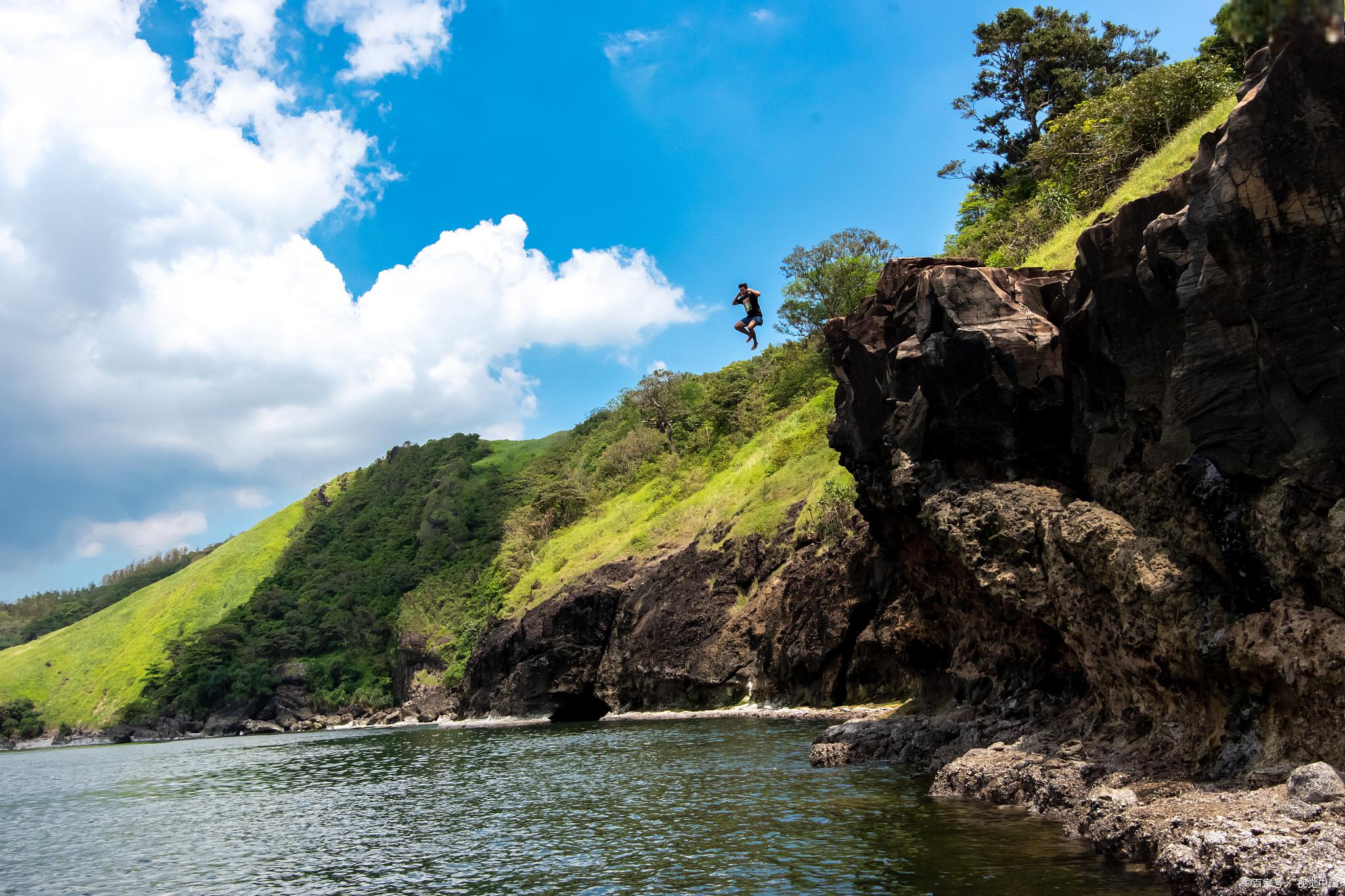 霞关镇旅游攻略 霞关镇,位于浙江省苍南地区,是一个充满活力和魅力的