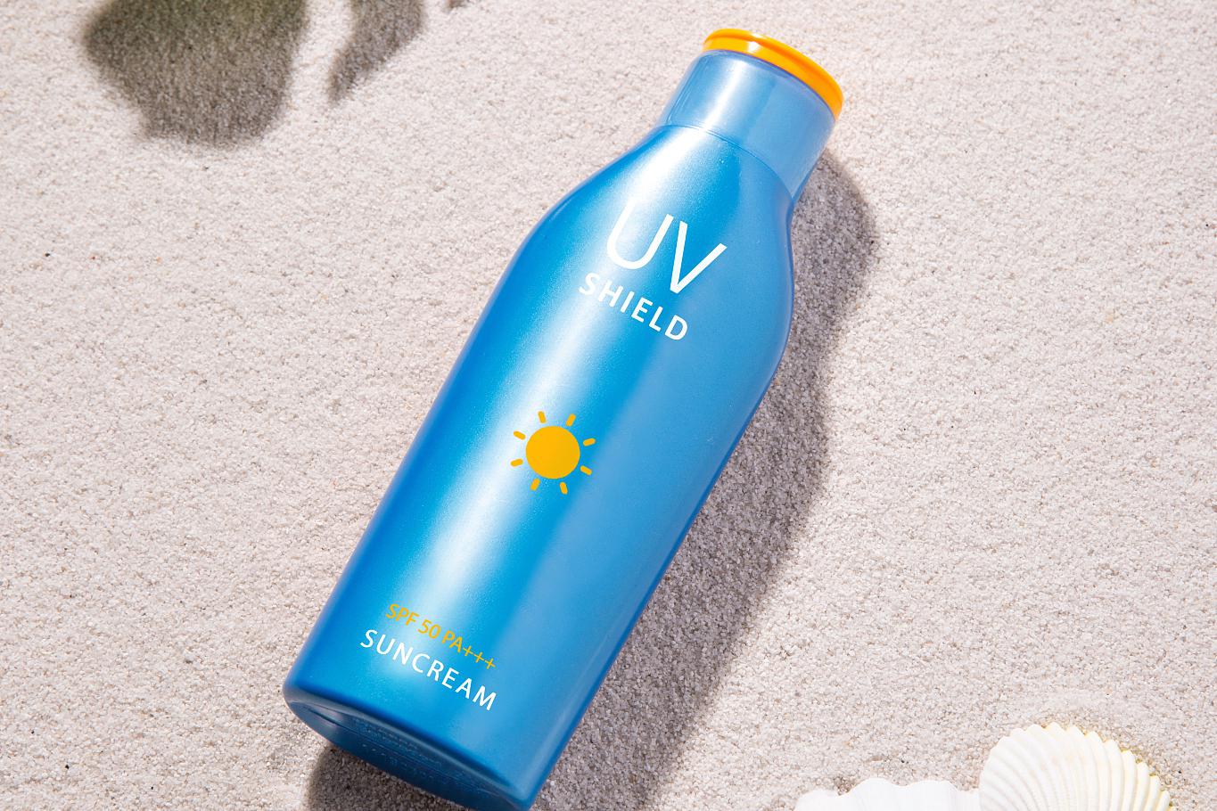 高铁上防晒喷雾携带规定 防晒喷雾可以带上高铁,但有一定的容量限制.