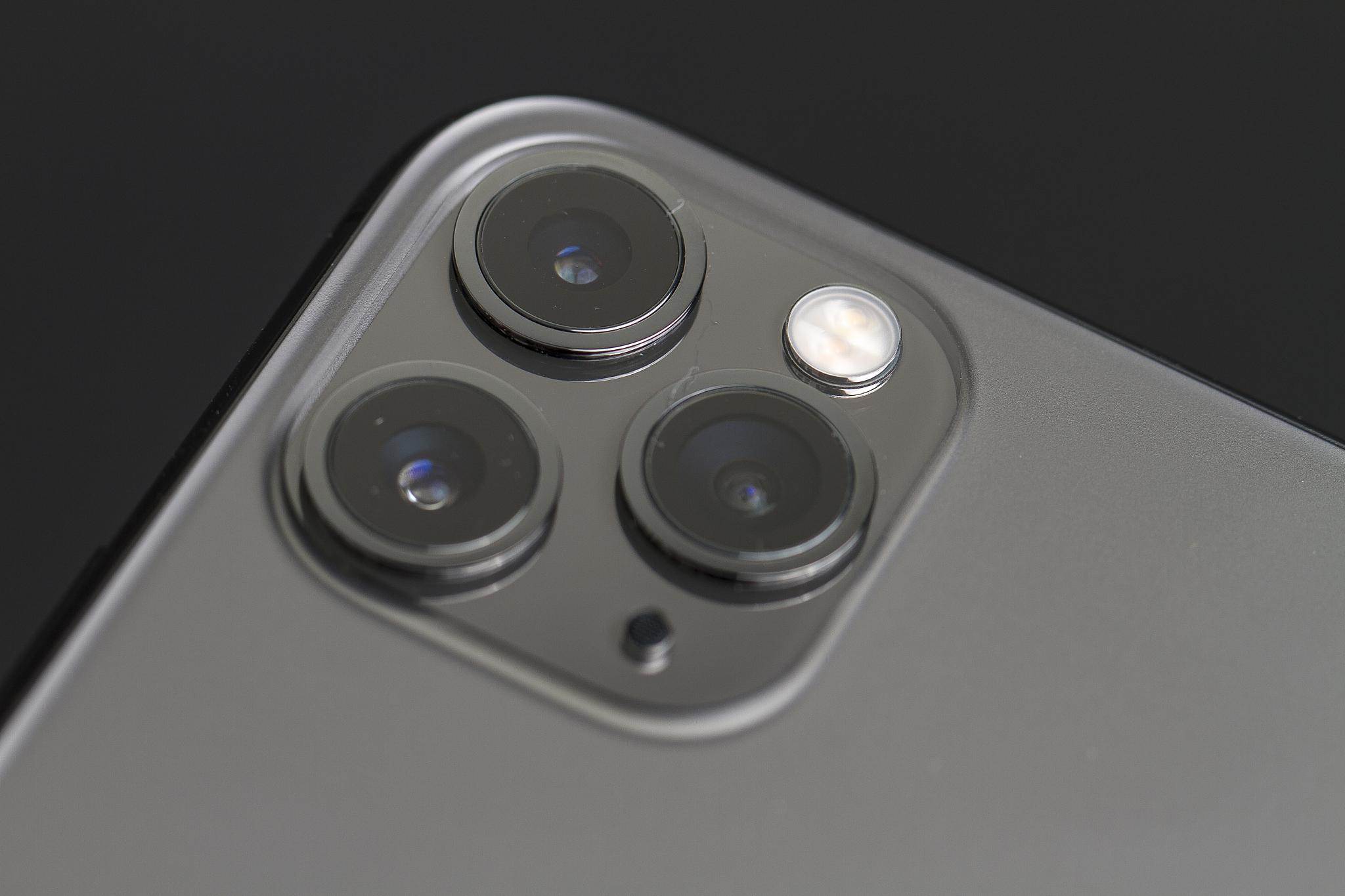 手机摄像头进水有水雾怎么处理 手机摄像头进水有水雾可能会影响拍照