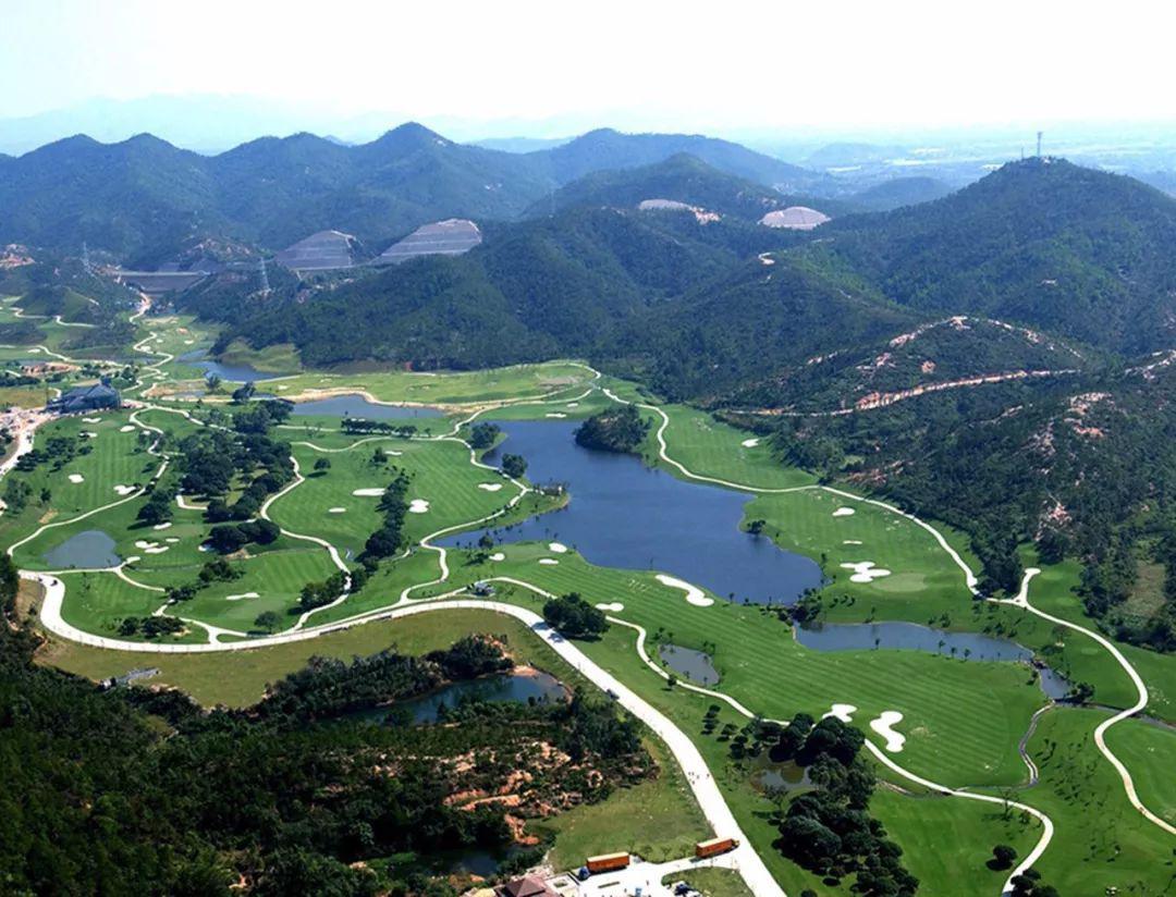 花都王子山森林公园的传说 在广州市花都区的北部,沿着山峦叠嶂,绿意