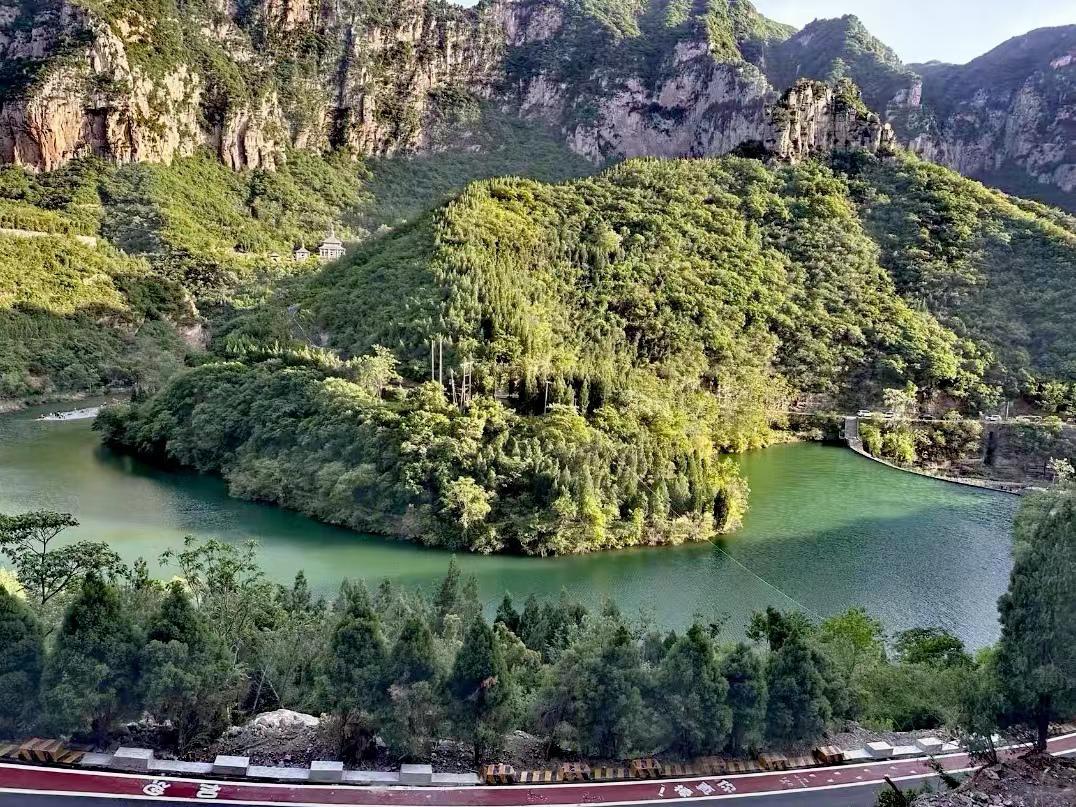 青龙山慈云寺风景区旅游攻略 青龙山风景区,又称青龙山慈云寺风景区