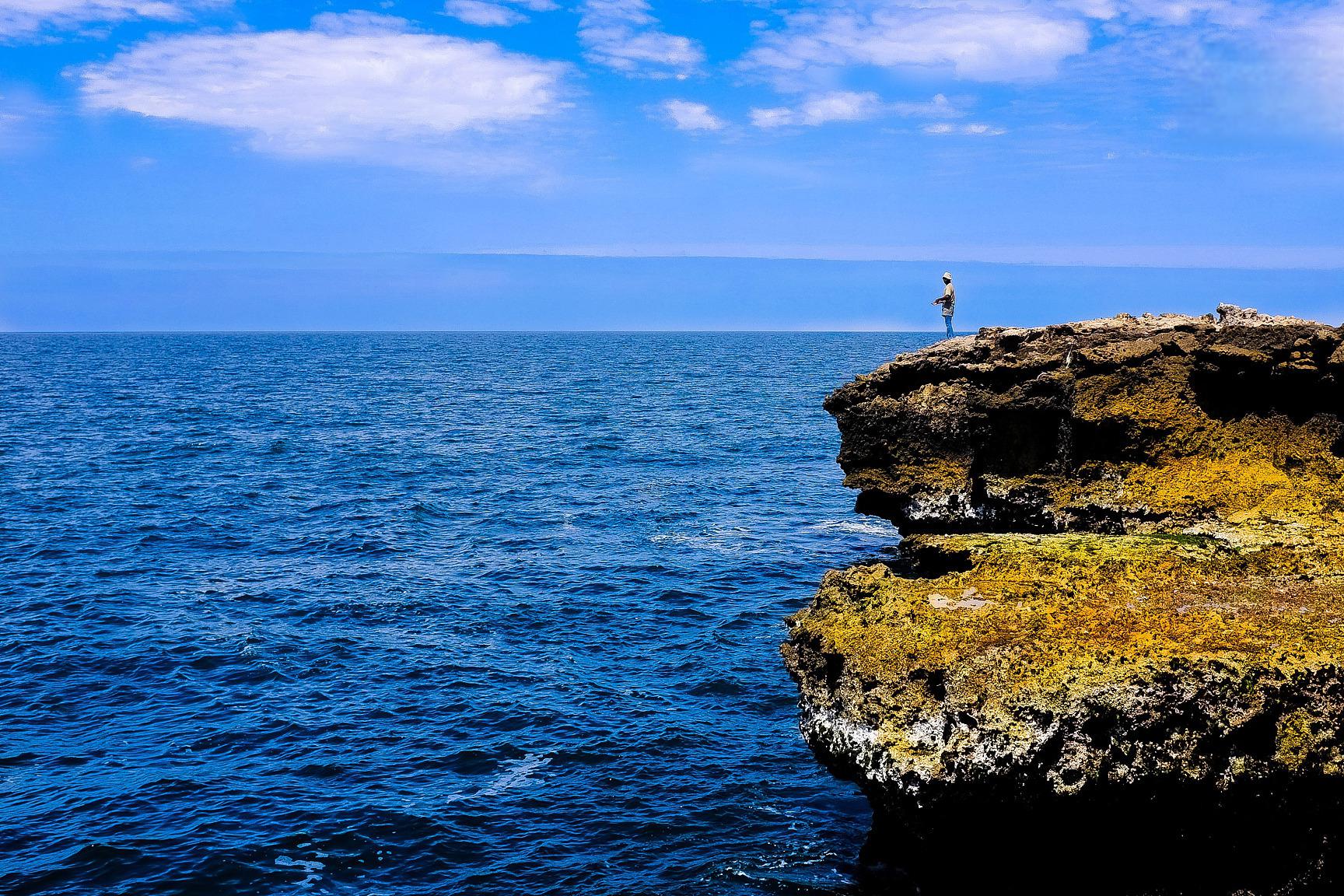 安哥拉,这个非洲西南部的国家,拥有丰富的自然资源和美丽的风景