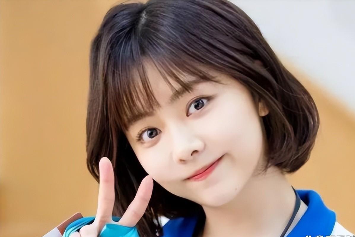 "国民闺女"谭松韵,走上了另一条道路 谭松韵毅然放弃了舒适的明星生活