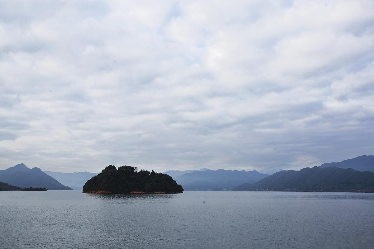 太平湖风景区旅游攻略 太平湖风景区,位于我国安徽省黄山市,是一个