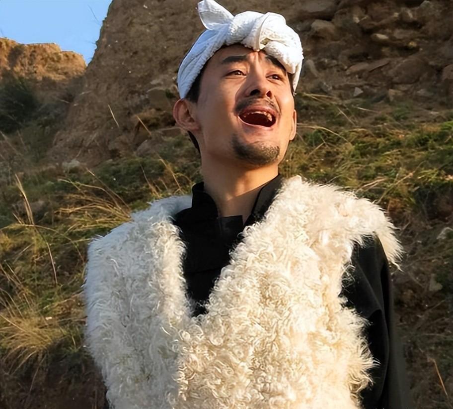 阿宝的音乐之路 阿宝的音乐之路充满坎坷,但始终坚守初心,带着梦想