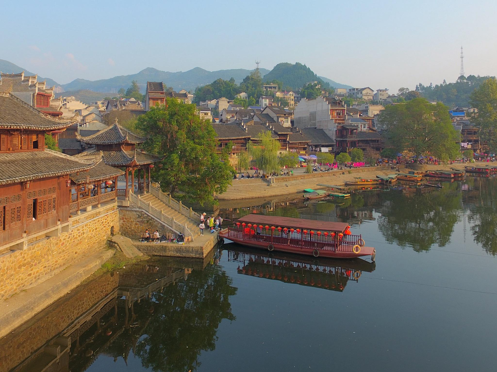 湘西花恒边城旅游景区攻略 湘西花恒边城旅游景区,位于湖南省西部,是