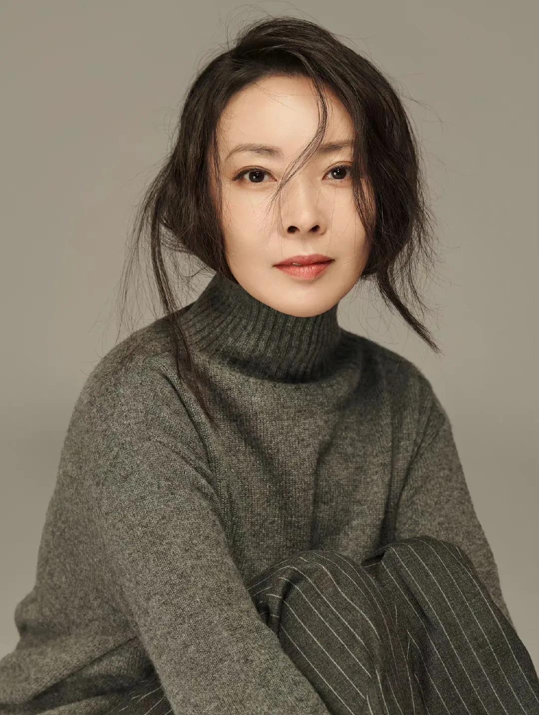 女星刘威葳:婚后不下厨,46岁风采依旧 刘威葳是一位演员,曾与廖凡合作