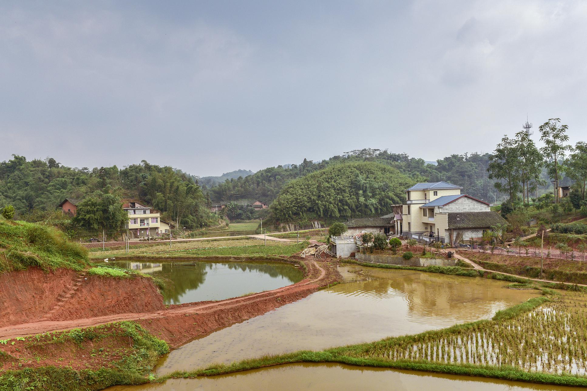 沙县旅游攻略中必去的三个景点 沙县,位于福建省三明市,是一个拥有