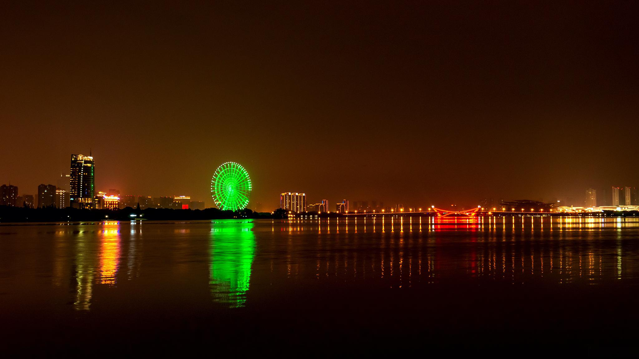 黄石市旅游景点推荐 黄石市位于湖北省东南部,是一个拥有丰富旅游资源