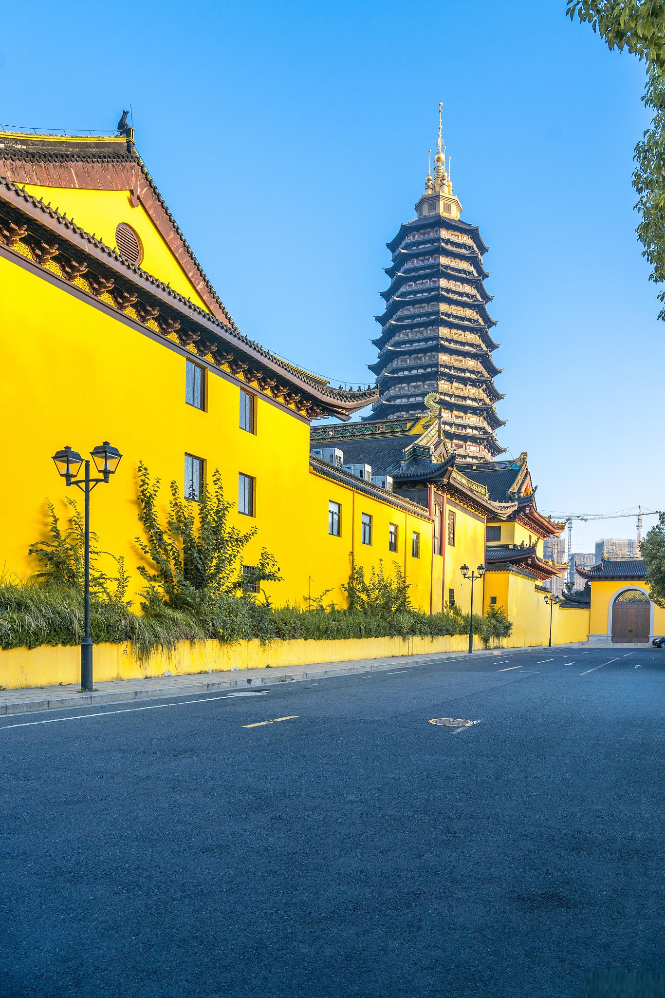 江苏常州天宁寺 江苏常州天宁寺,位于常州市区延陵东路,原名"广福寺"