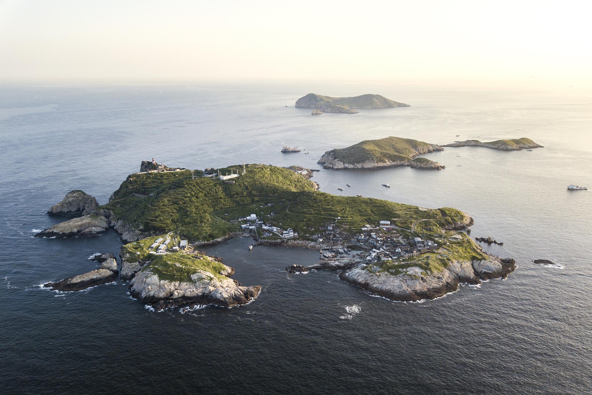 洞头是一个拥有悠久历史的海岛,位于浙江省温州市,是中国的国家级风景