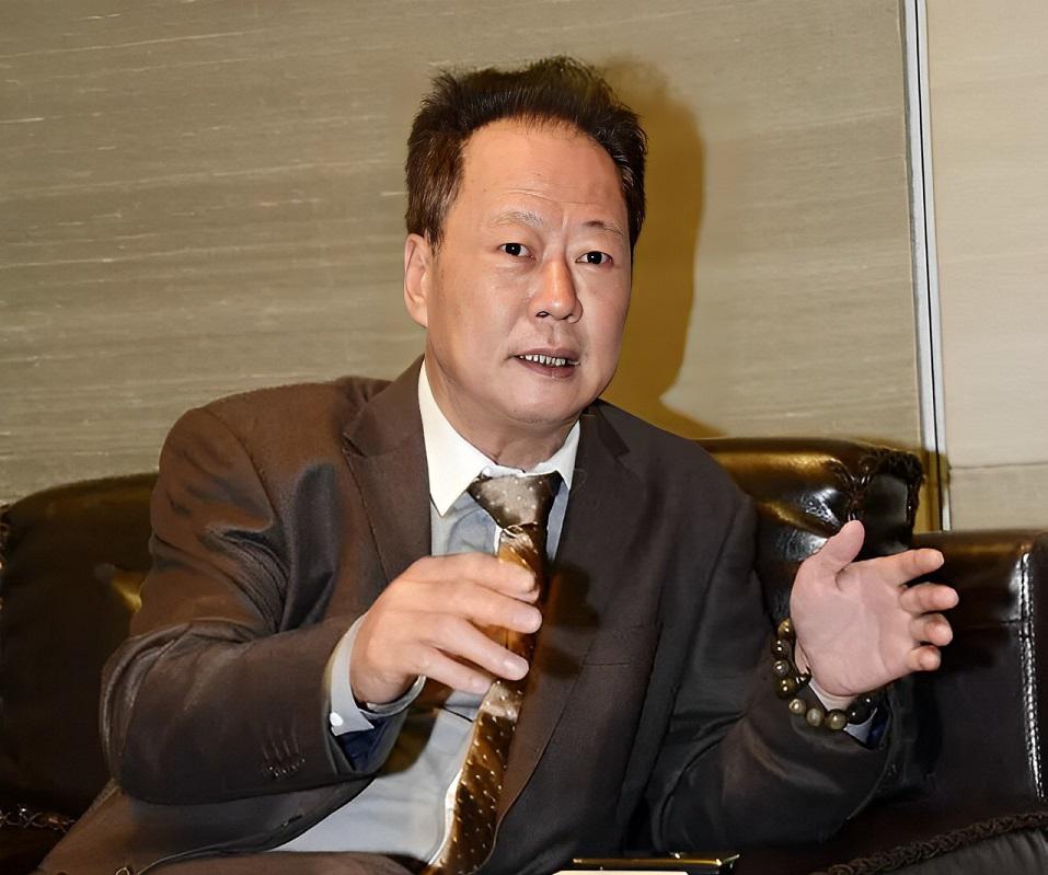 广东揭阳2023年十大富豪:首富易主,黄楚龙身价暴跌160亿 揭阳市是连接