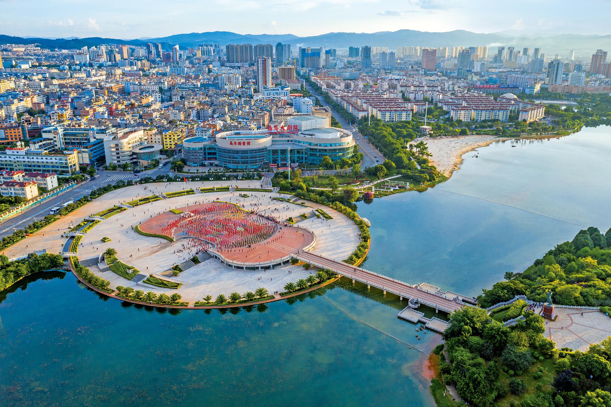 安宁市产业项目布局:打造新能源,新材料,新技术高地 安宁市是云南省的