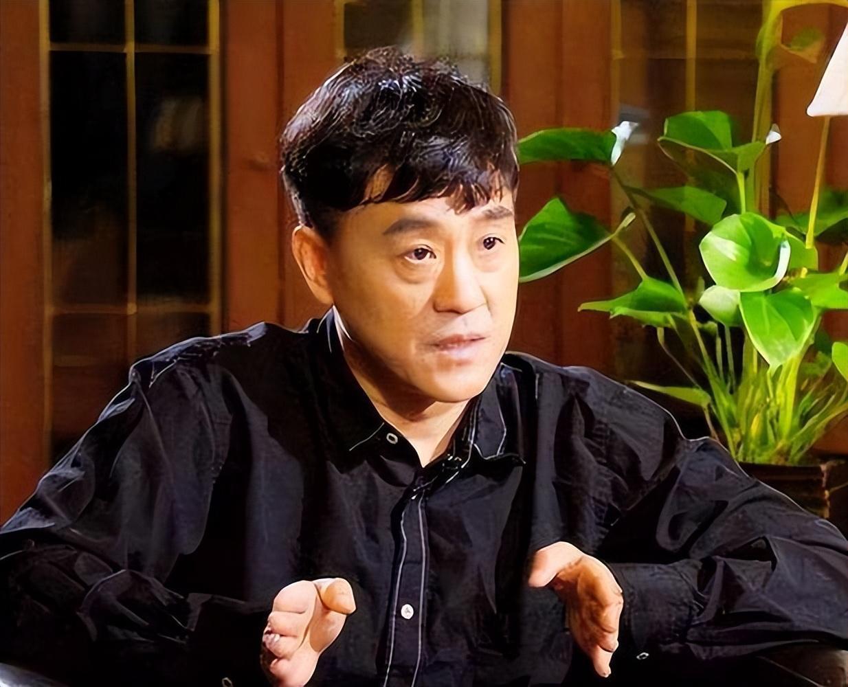 何冰:我不是接不到戏,我只是不想拍烂片 何冰,国家一级演员,北京人艺