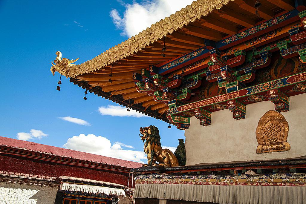大昭寺,西藏的历史文化遗产 大昭寺,位于中国西藏自治区拉萨市中心,是