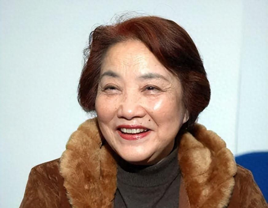 祝希娟:退休后的美国生活 祝希娟是中国电影史上第一位影后,她的职业