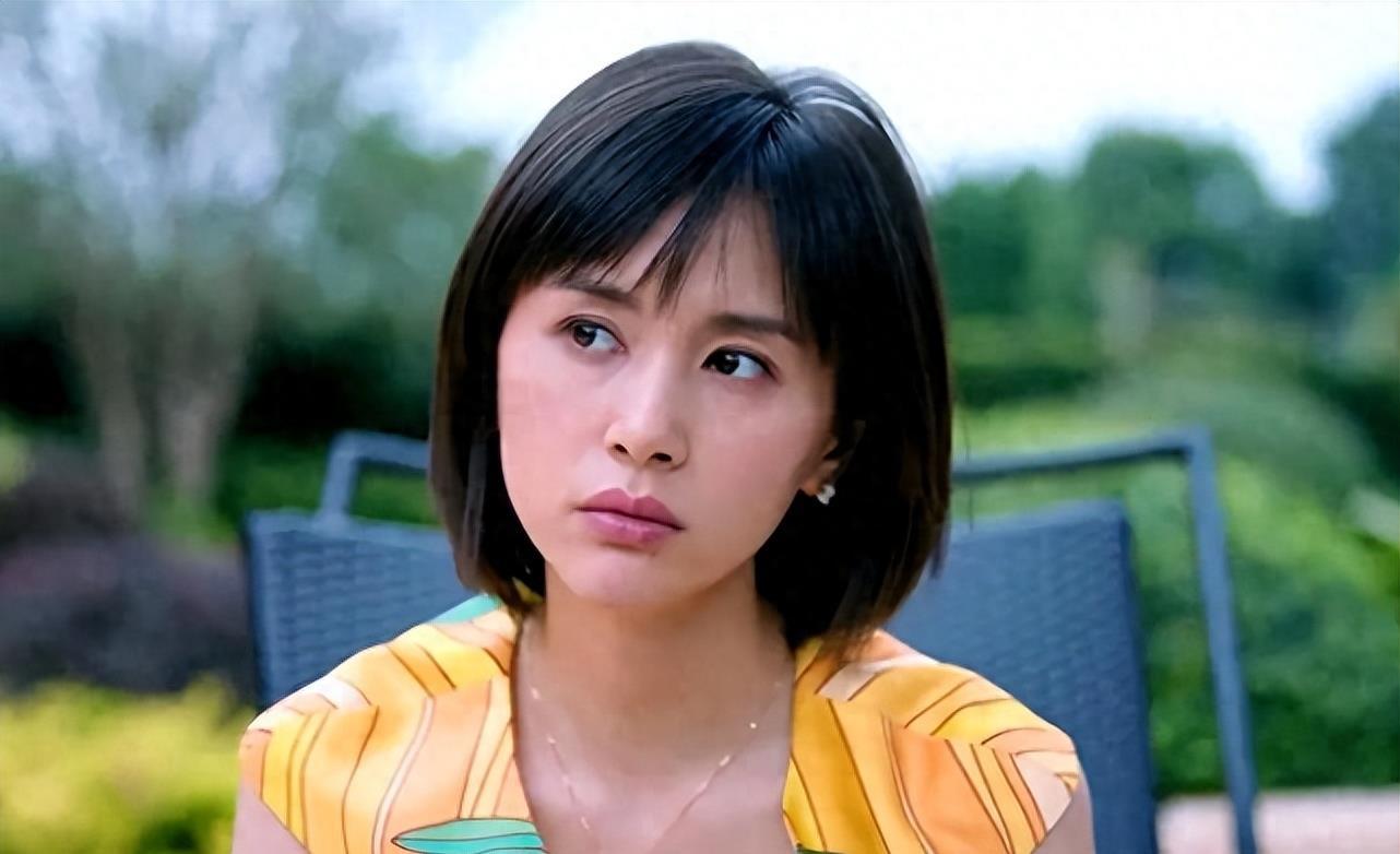 邓婕:年龄不是阻碍 邓婕,87年版《红楼梦》中的王熙凤,近十年未参演