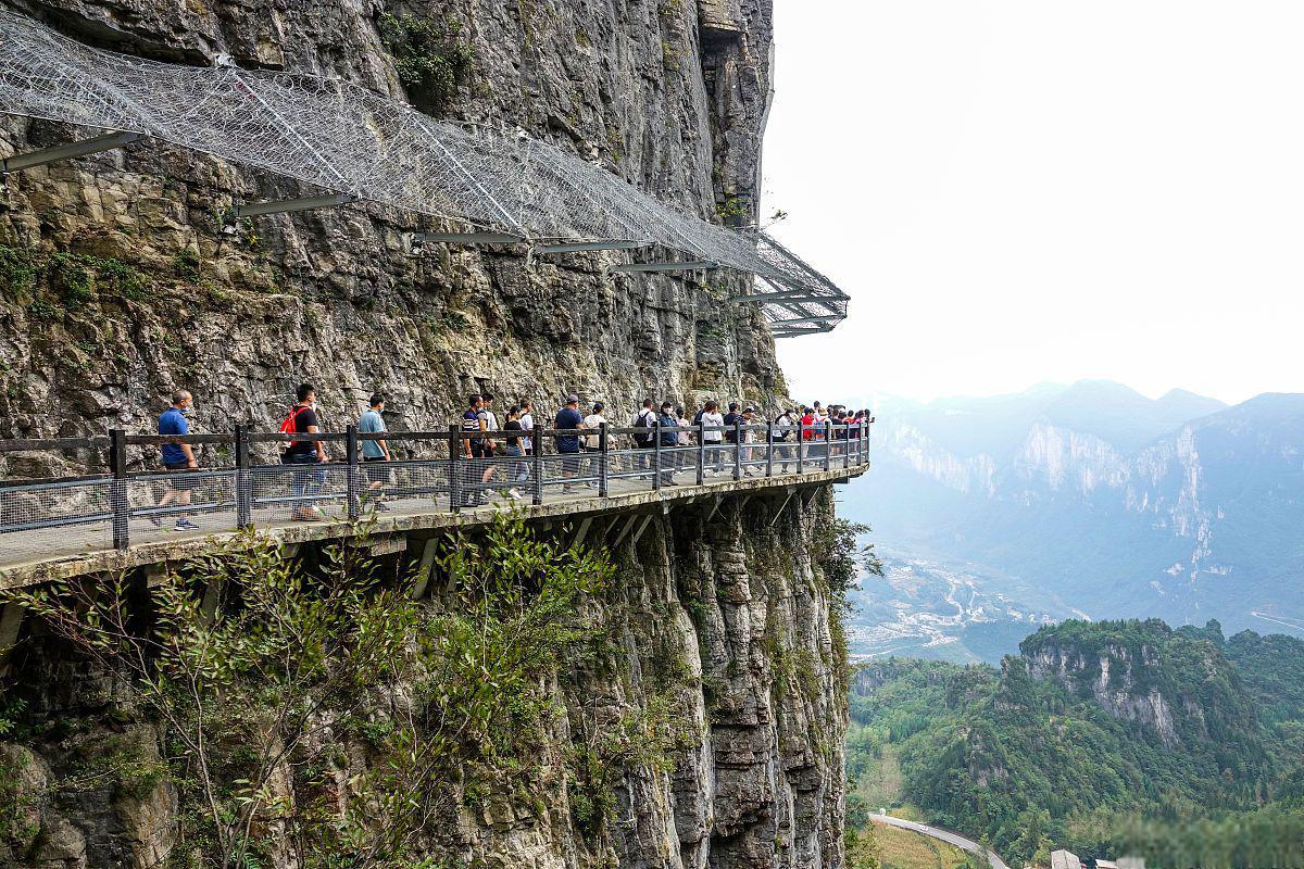 巴山大峡谷旅游景区 宣汉县巴山大峡谷旅游景区,是一处被大自然雕琢的