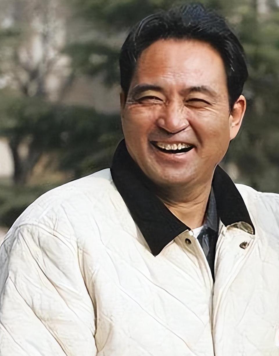 翟乃社:珍惜当下的幸福 享年52岁的著名演员翟乃社因突发疾病而离世