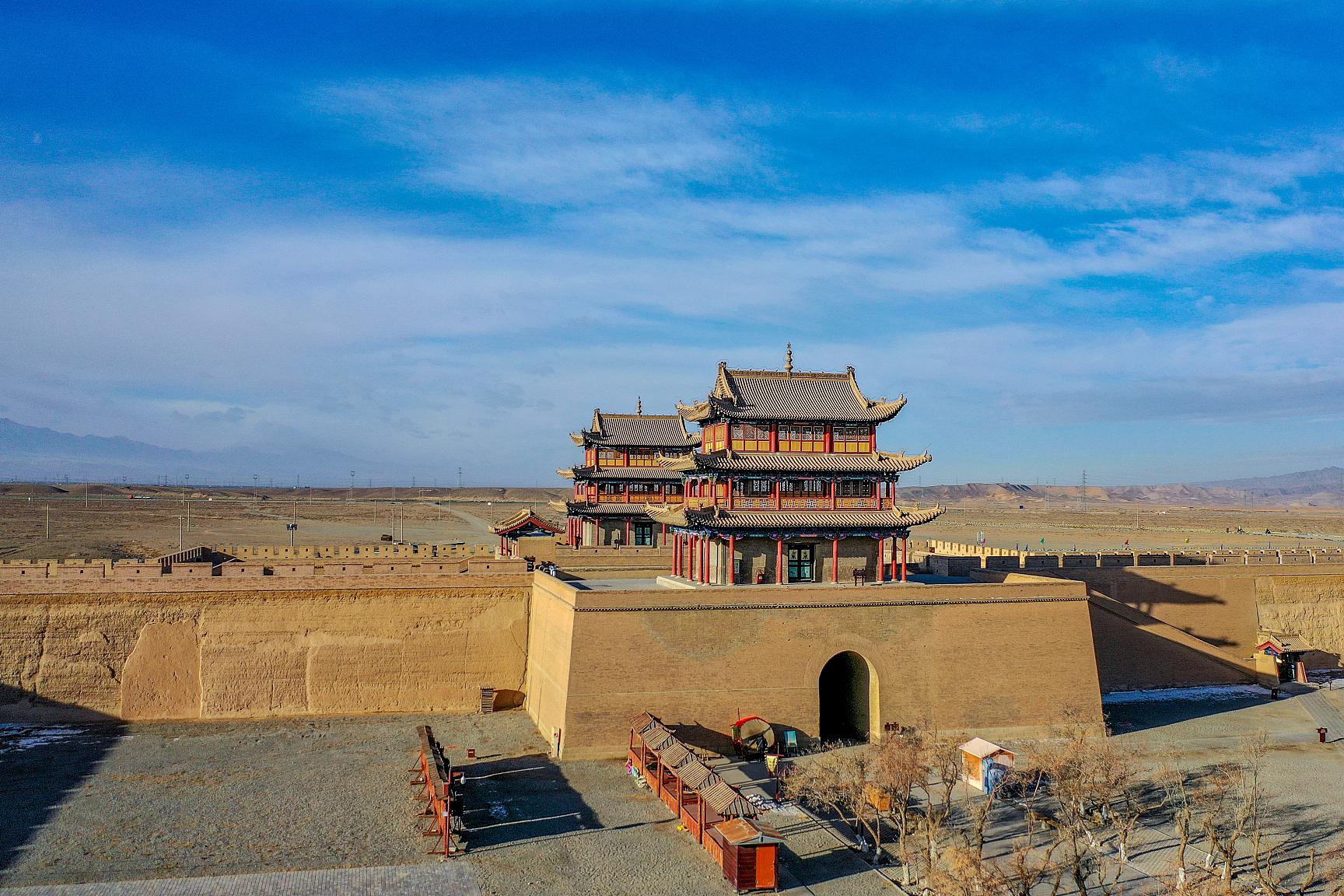 嘉峪关市基本情况介绍 嘉峪关市位于甘肃省西北部,是该省最小的地级市