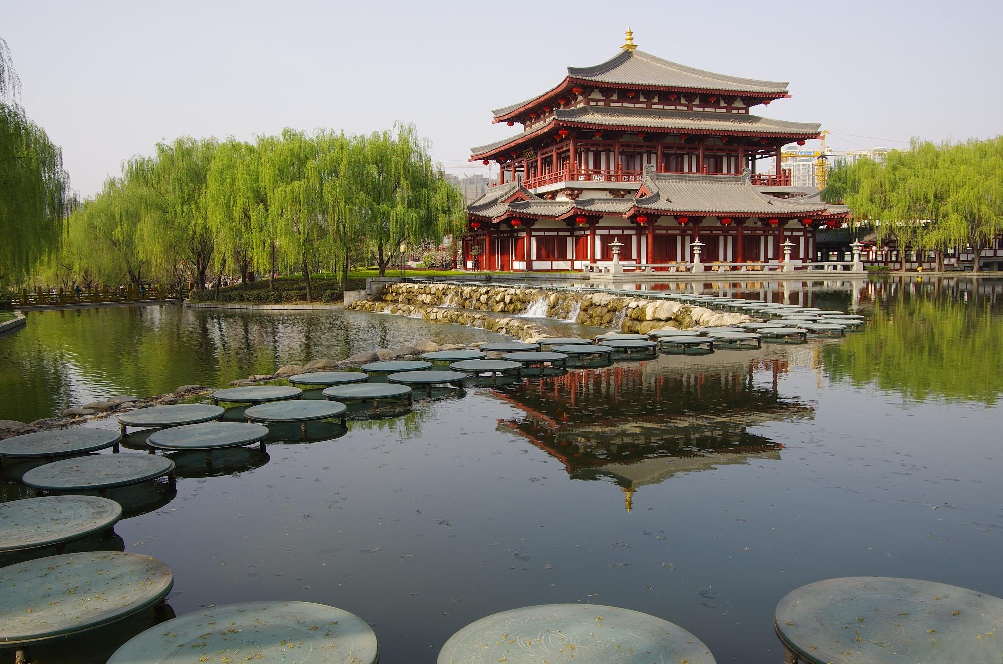 西安八大名胜古迹 西安,这座历史悠久的城市,拥有许多令人瞩目的名胜