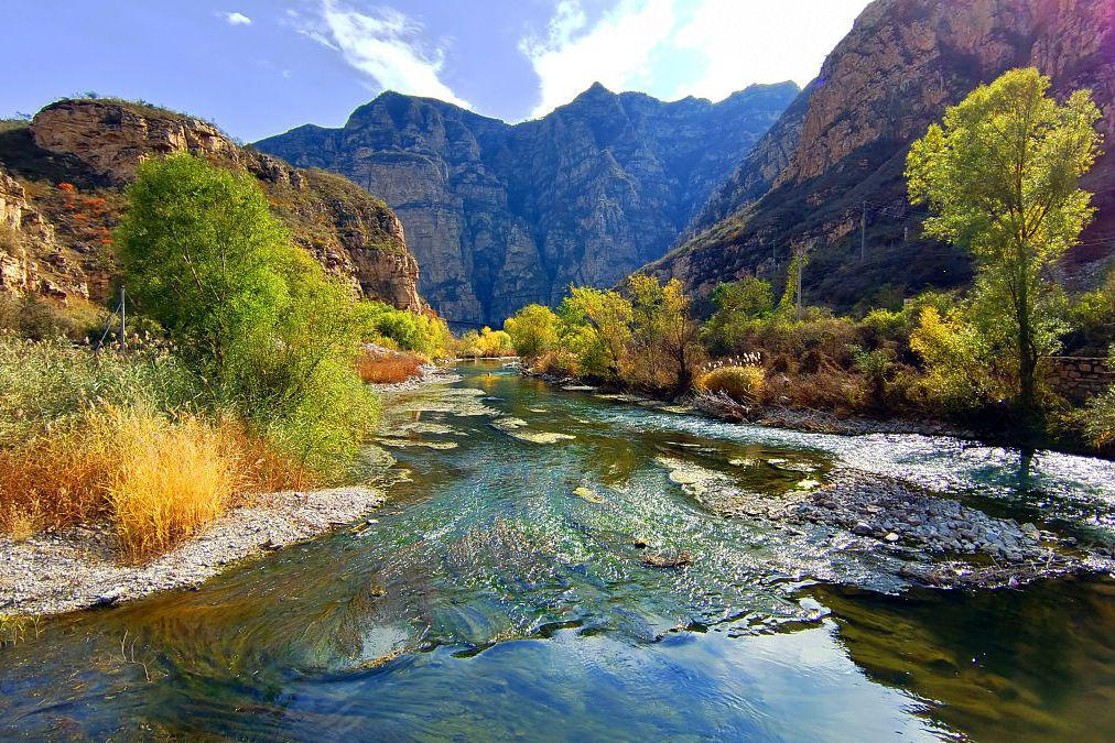 北京延庆百里山水画廊自驾游攻略 你是否厌倦了城市的喧嚣,渴望在大