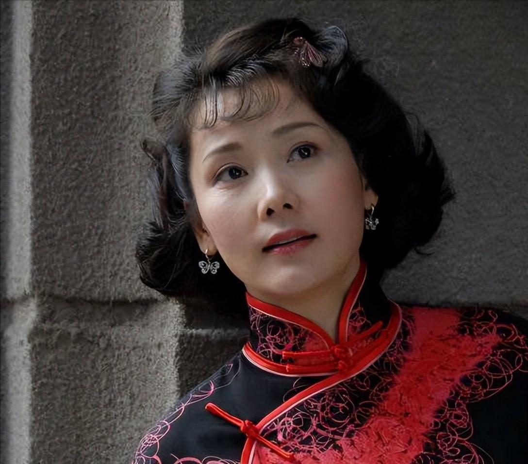 《大宅门》:捧不红的5位女演员 《大宅门》是一部经典之作,它的成功离