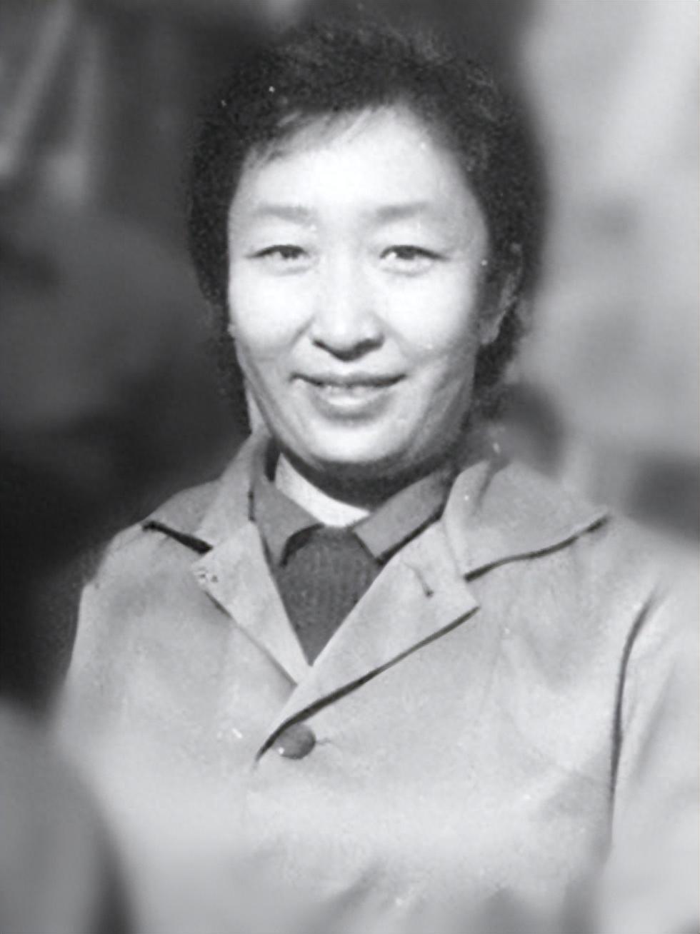 国家一级演员徐秀林:一生从未演过主角,越老越红 国家一级演员徐秀林