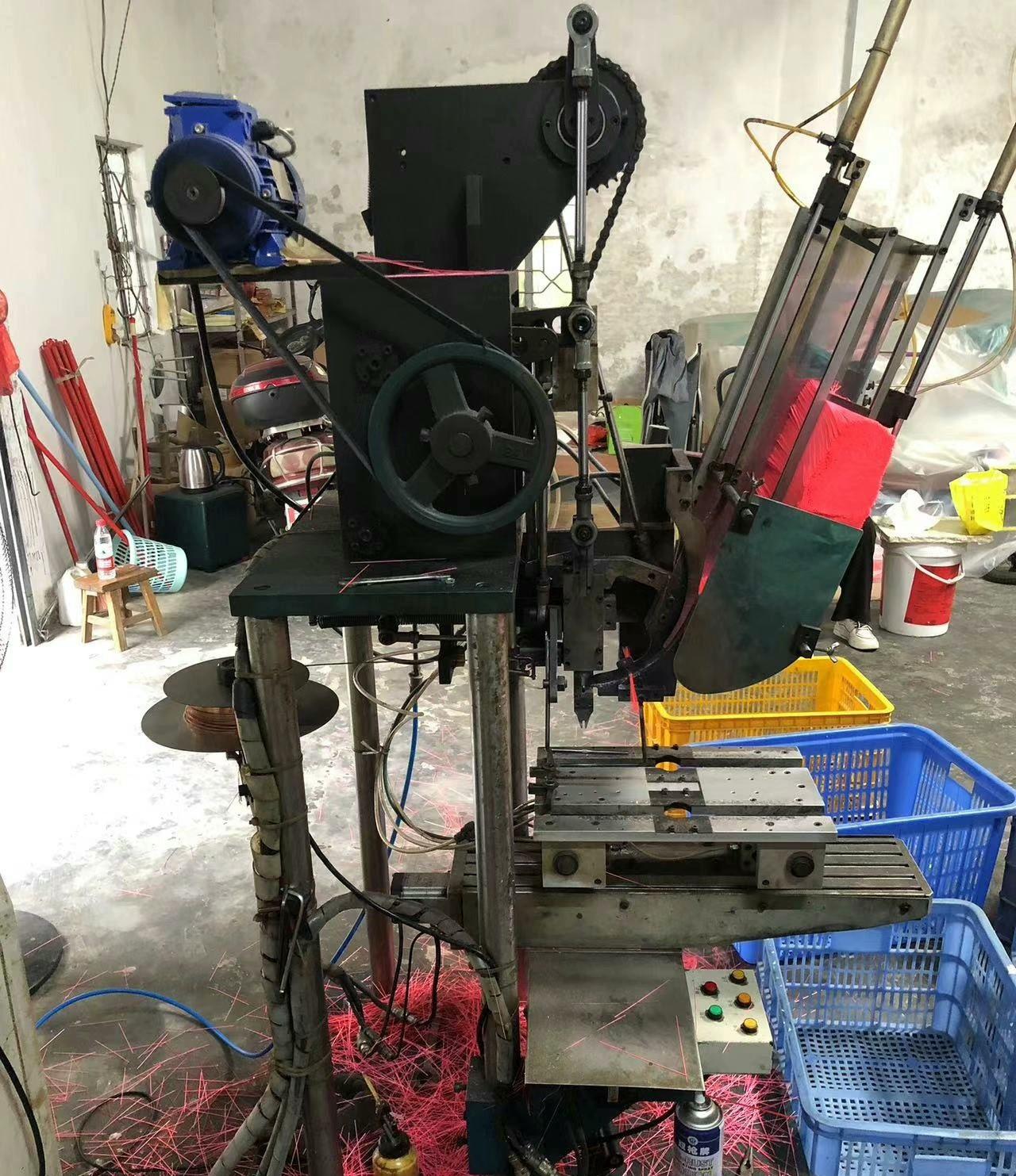 小生意:加工清洁毛刷 加工清洁毛刷是一种投入资金少的行业,适合夫妻