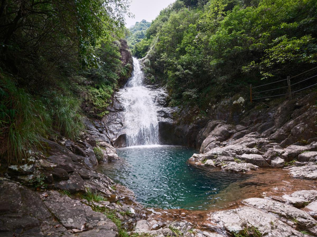 野三坡景区旅游攻略 野三坡景区位于中国河北省保定市,是一个著名的