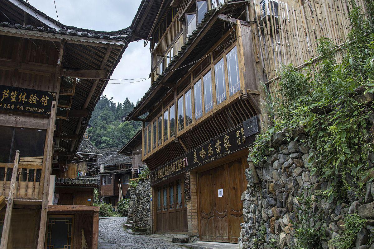 凯里旅游必去的景点 凯里市位于贵州省黔东南苗族侗族自治州,是一个有