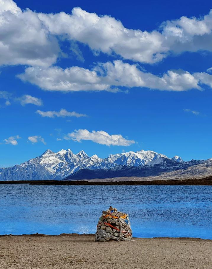 四川康定红海子,一颗璀璨的明珠 四川省甘孜藏族自治州康定县的折多山