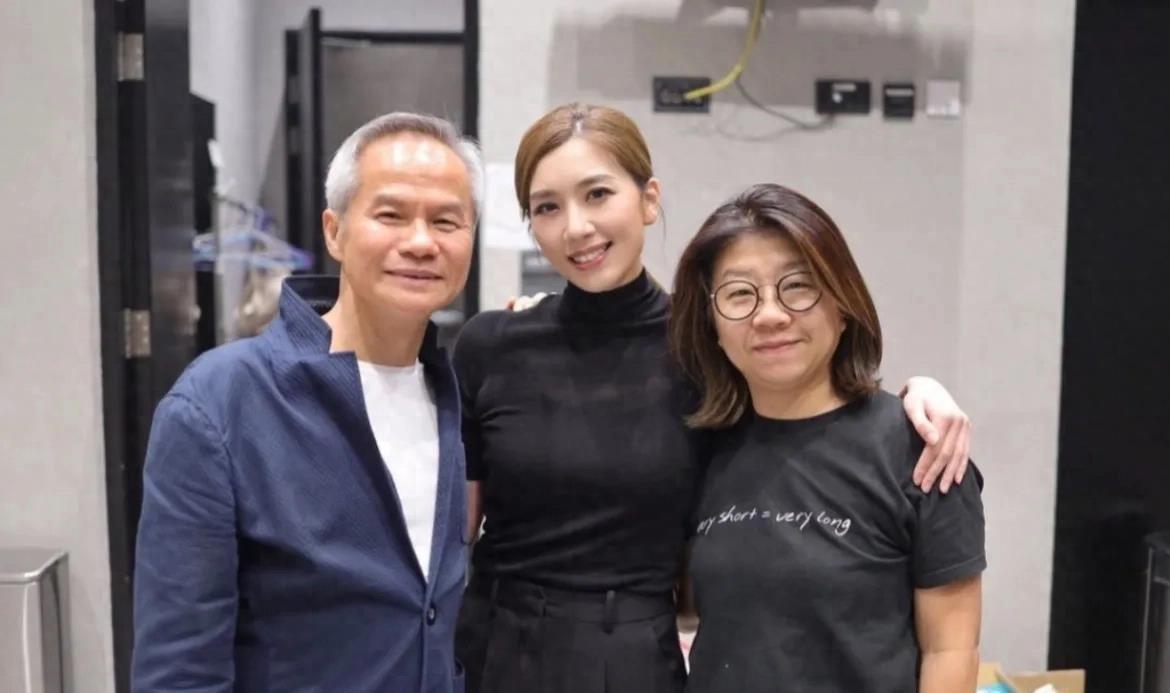 黄智雯宣布结婚 黄智雯与珠宝集团高层詹文天(anthony)恋爱11年,已