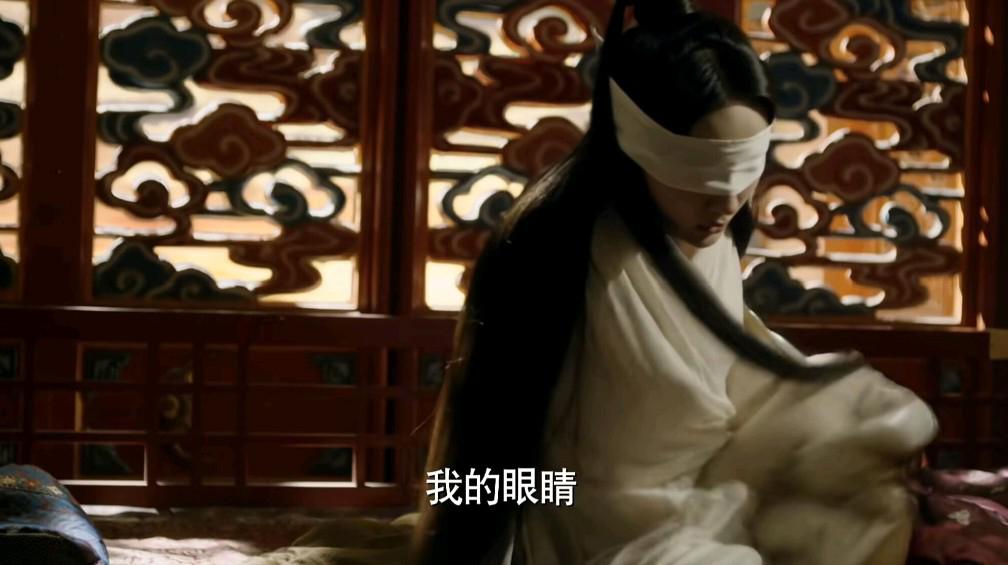 素素从诛仙台上一跃而下,夜华带着两人的儿子生活百年,虽四海八荒都