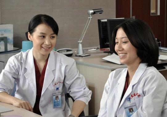 《王辉妙妙欣欣》:再婚家庭的磨合之路 电视剧《再婚》通过展现王辉和