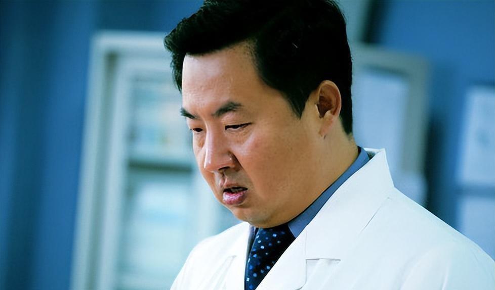 宁文彤:演员与"国际反恐专家" 宁文彤是一位身兼演员和"国际反恐专家"