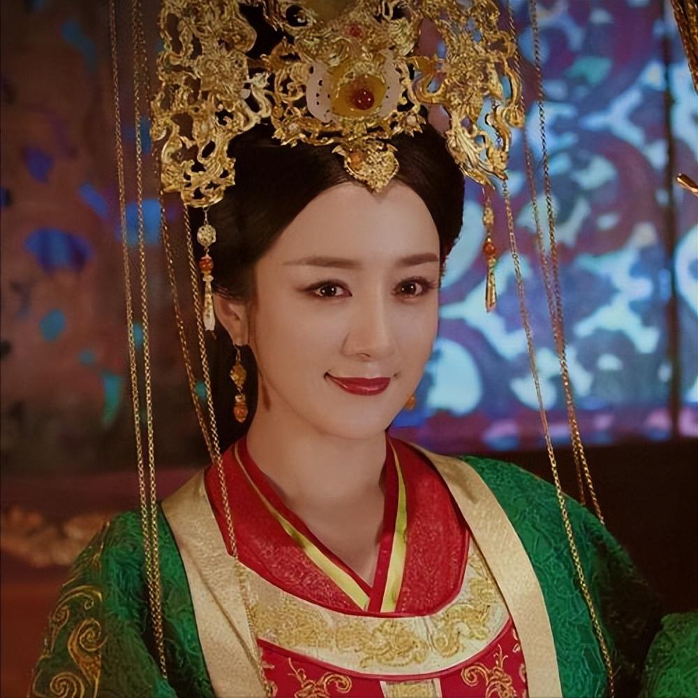 她曾是古装第一美人,如今40岁靠演坏女人逆袭 李依晓曾是古装剧中姿容