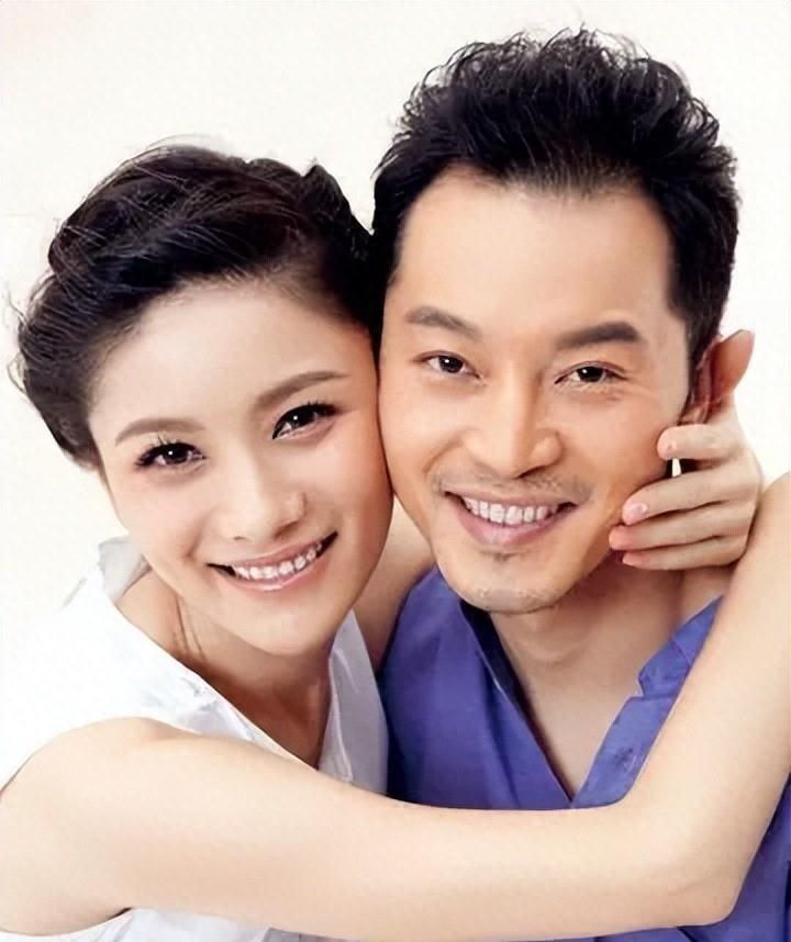 沙溢妻子胡可:婚姻的困惑和问题 胡可和沙溢的婚姻经历让人们认识到