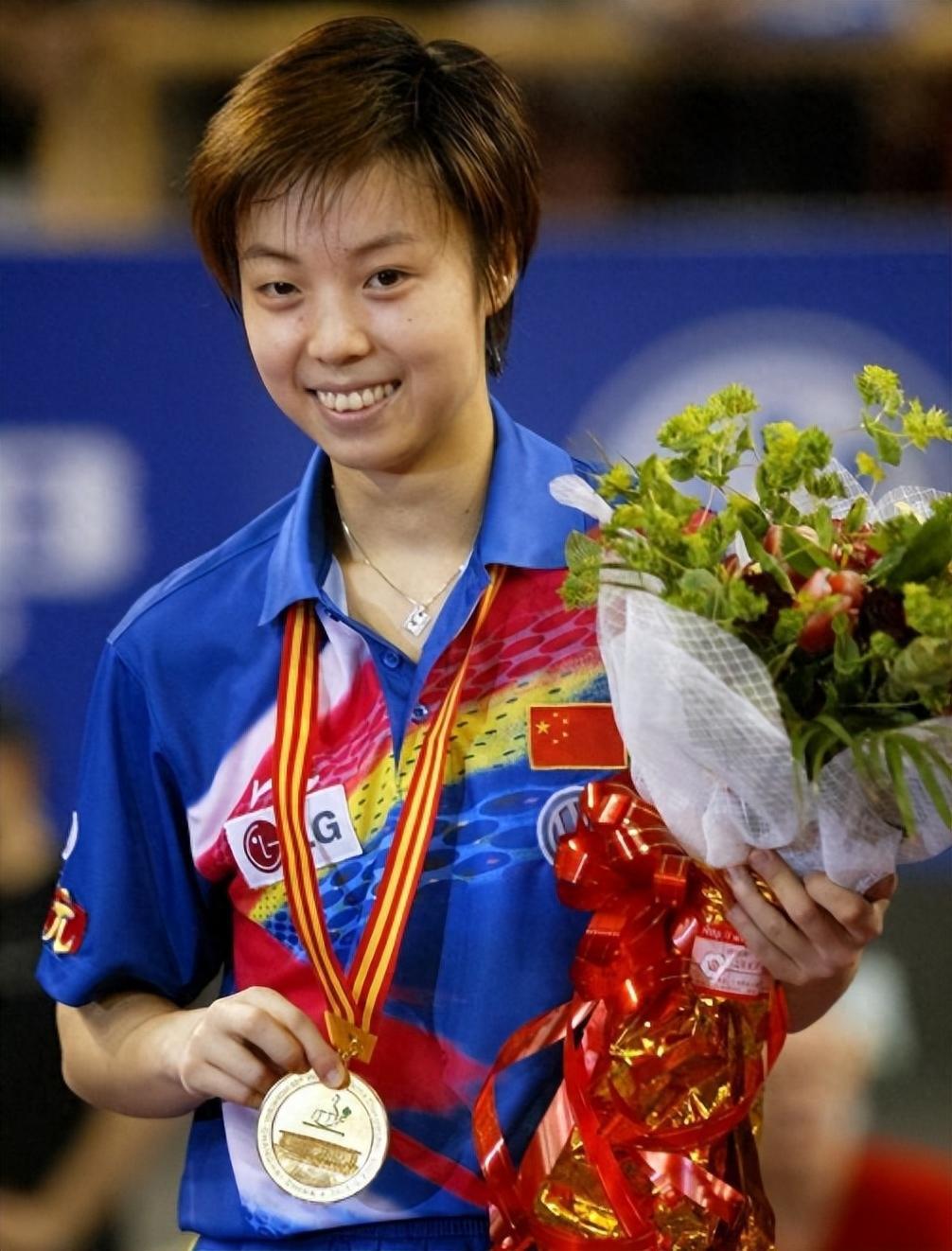 张怡宁:嫁给徐威的幸福生活 张怡宁是中国乒乓球坛的传奇人物,她的