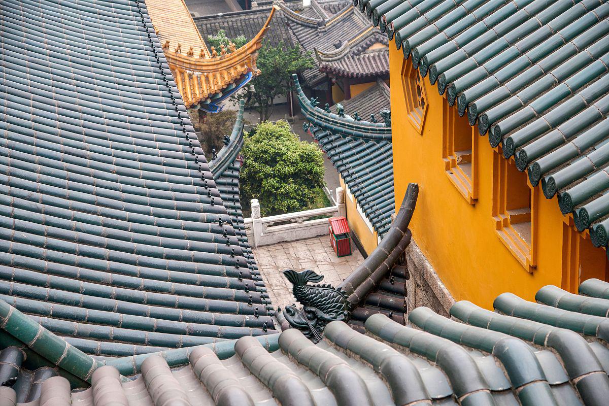 江南禅宗禅定之地——金山寺 金山寺,位于江苏省镇江市润州区,是一座