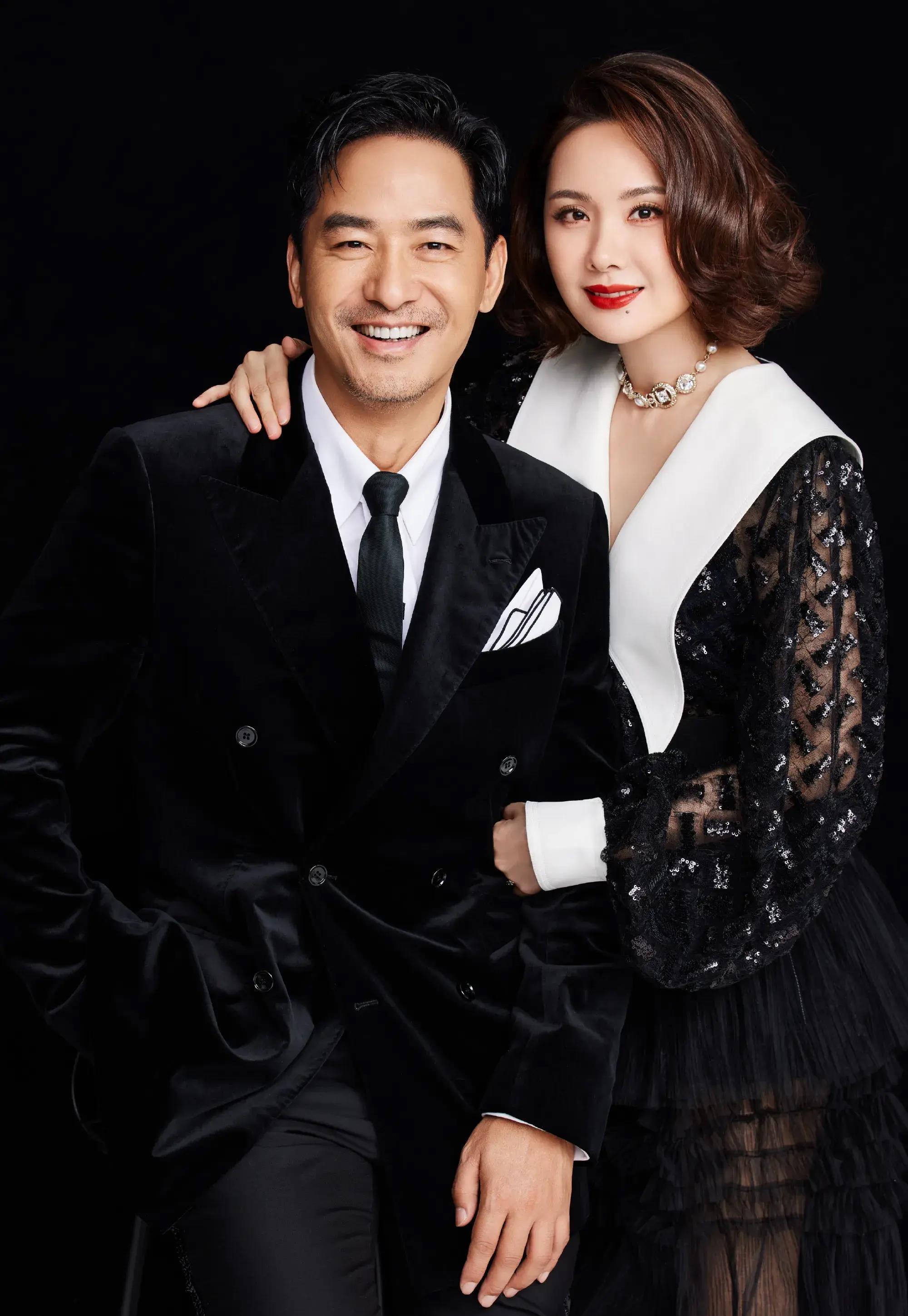 郭晓东和程莉莎的爱情故事 郭晓东和程莉莎相识于郭晓东事业有所起色