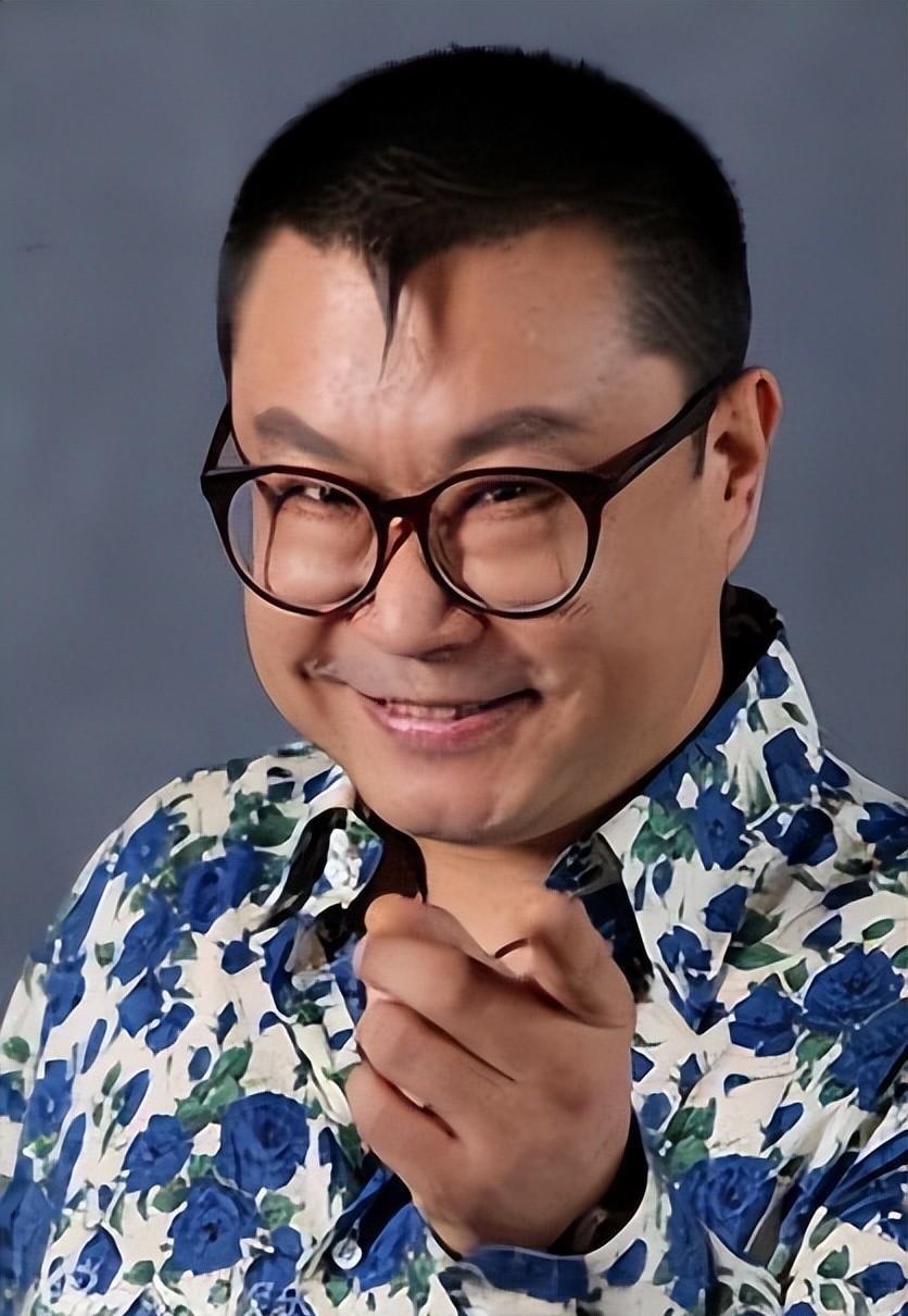 "纤夫哥"尹相杰:从爆红到锒铛入狱 尹相杰和于文华因《纤夫的爱》一举