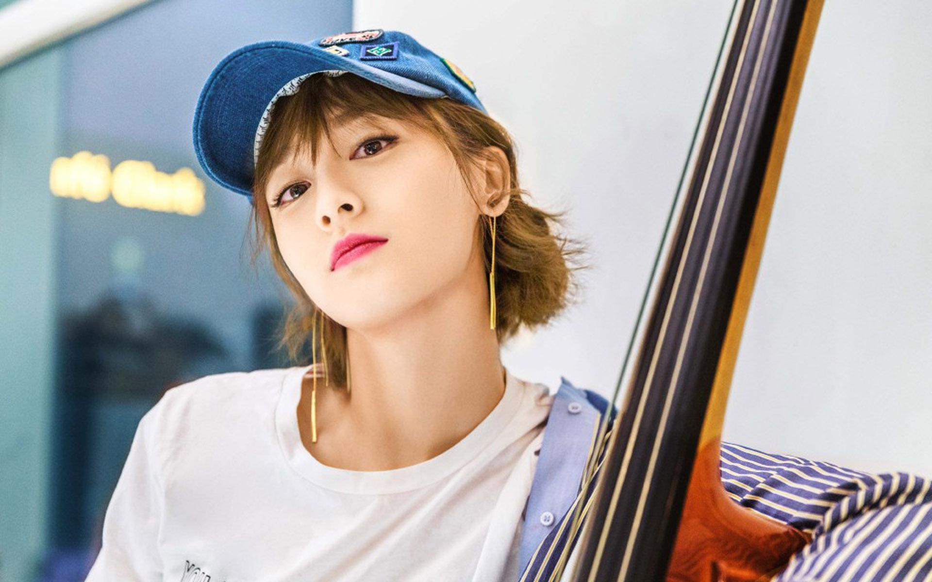 姐妹情深:叶青与刘诗诗的深厚情谊 演员叶青在社交媒体上发文告别