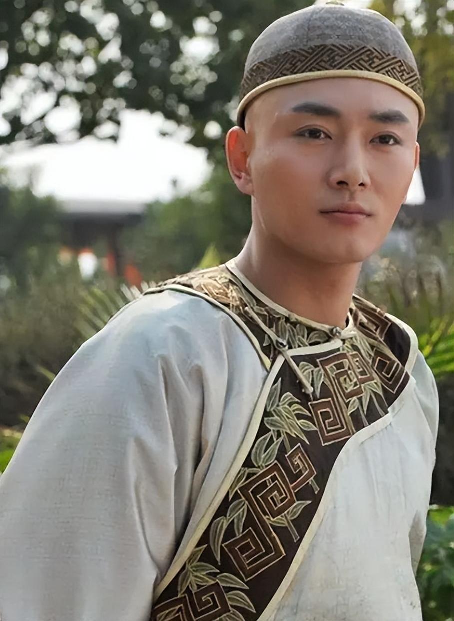 甄嬛传12年,李东学的人生传奇 李东学的人生犹如电影情节,跌宕起伏