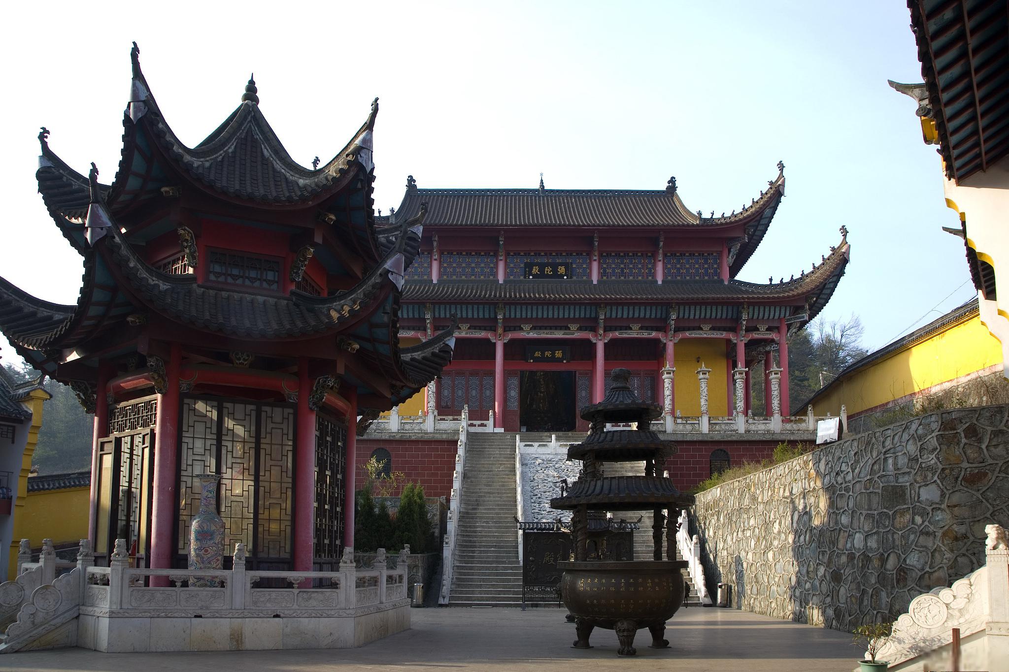 杭州桐庐圆通禅寺旅游攻略 杭州桐庐圆通禅寺,是一座历史悠久的佛教