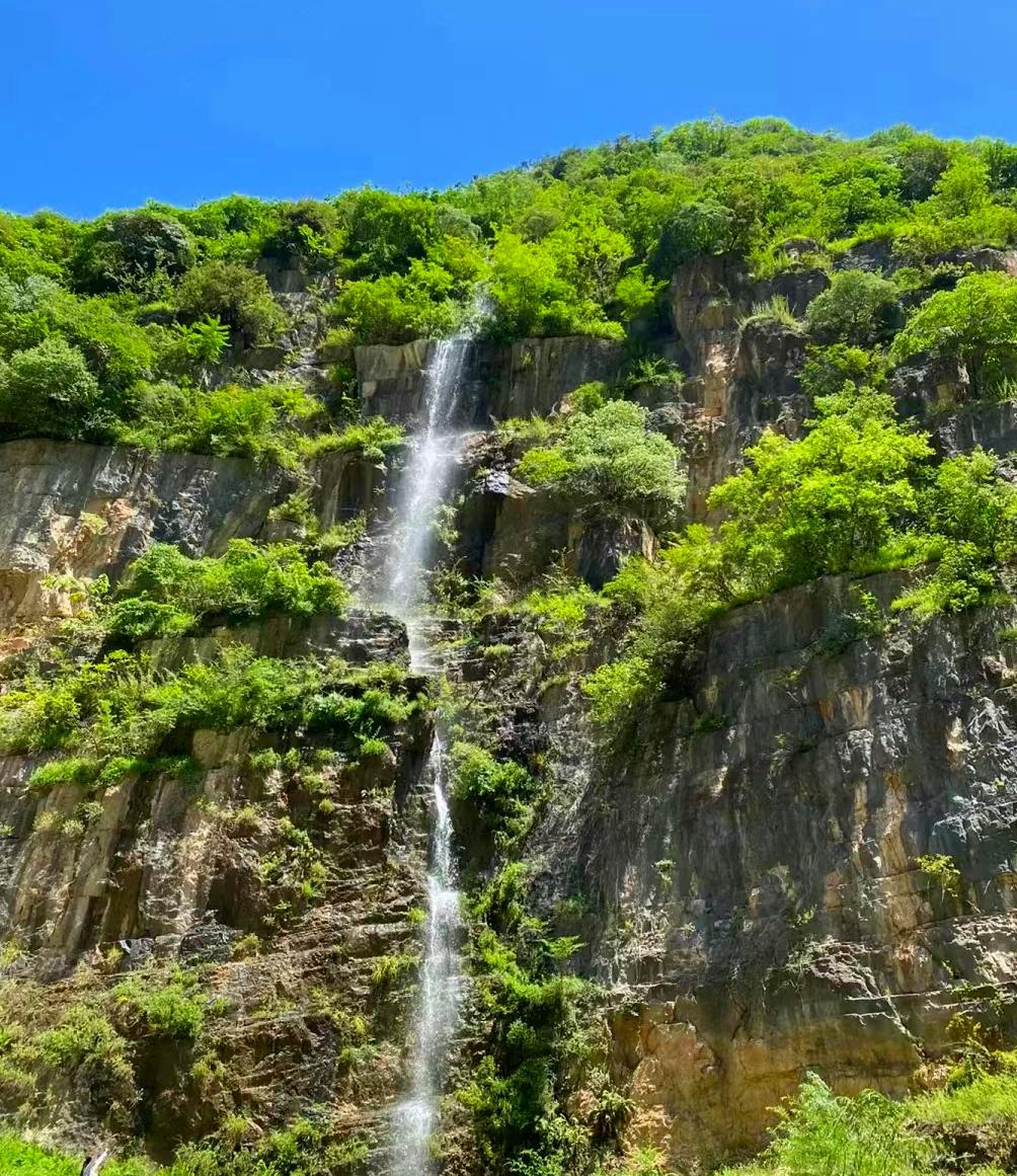 柞水旅游攻略:走进牛背梁,感受朱家湾 柞水县位于陕西省商洛市,这个