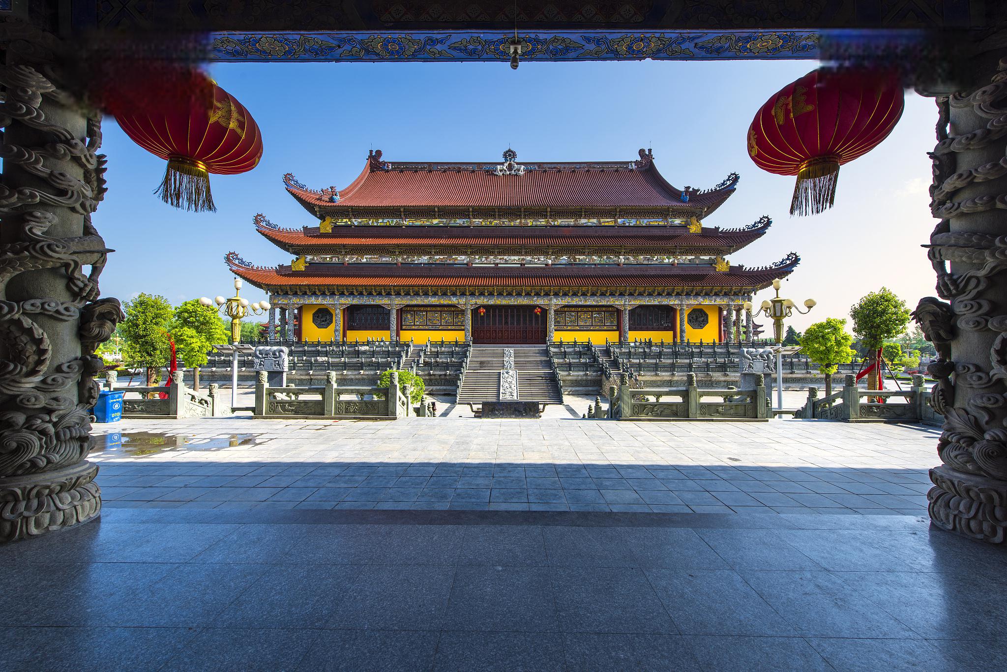 亚洲第一大寺院南海禅寺 南海禅寺作为亚洲第一大寺院,是一座具有历史